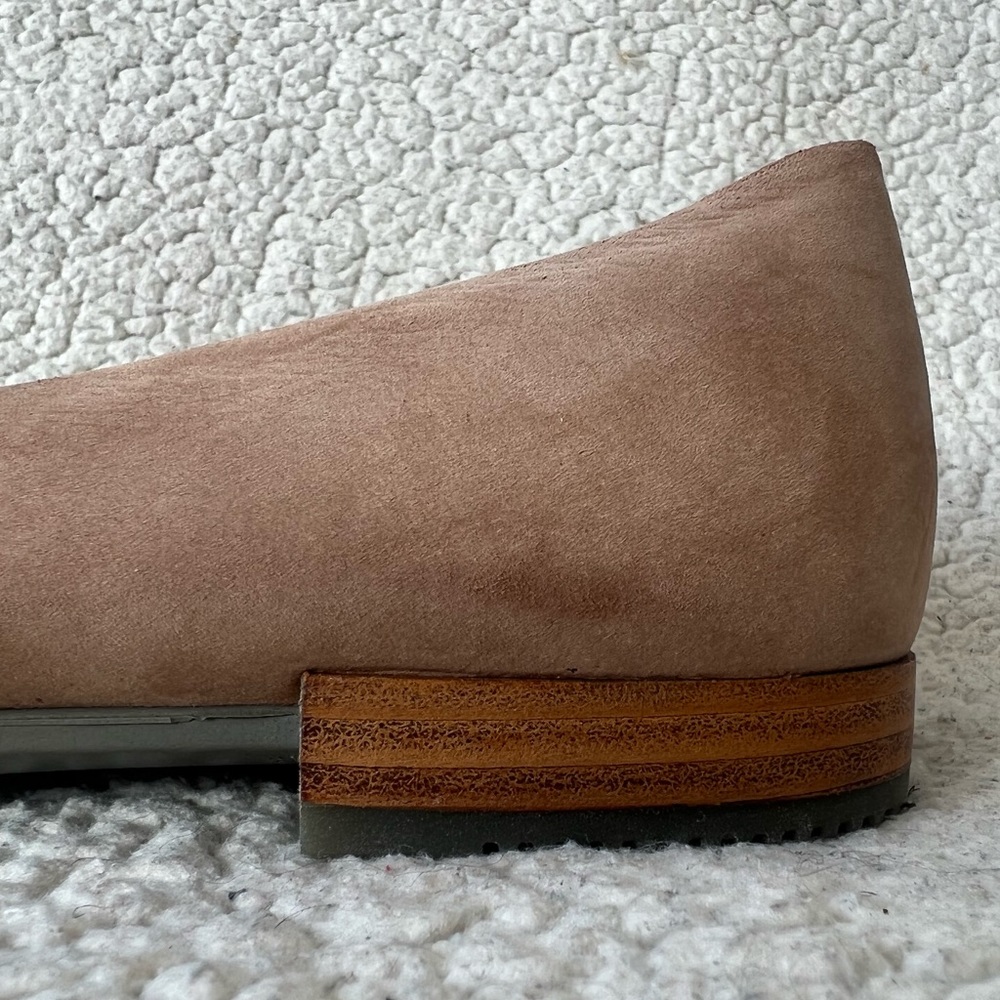 Ecco Danish Design Suede Pointed Flats 🤎 - Picture 6 of 11